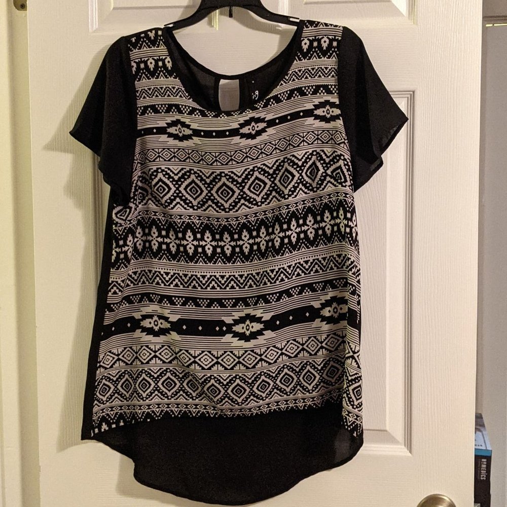 M iNG black and white womens blouse